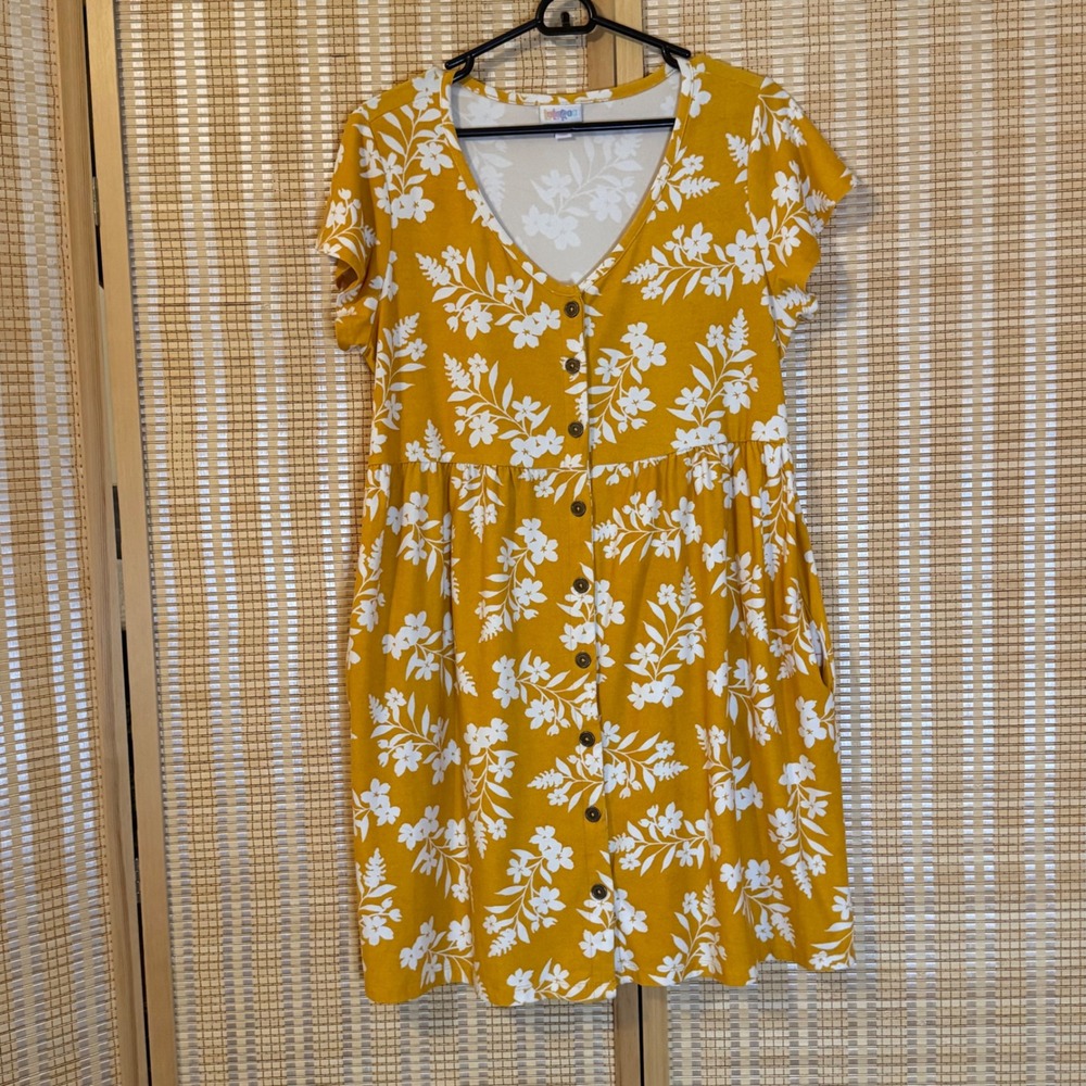 LuLaRoe Jessie Dress Small Mustard Yellow White‎ Floral Button Front Pocket Mini